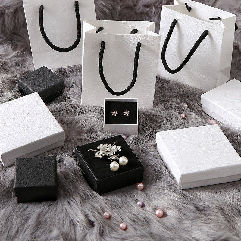 Elegante Schmuckverpackungen & Geschenktaschen - Nach - Dir.de