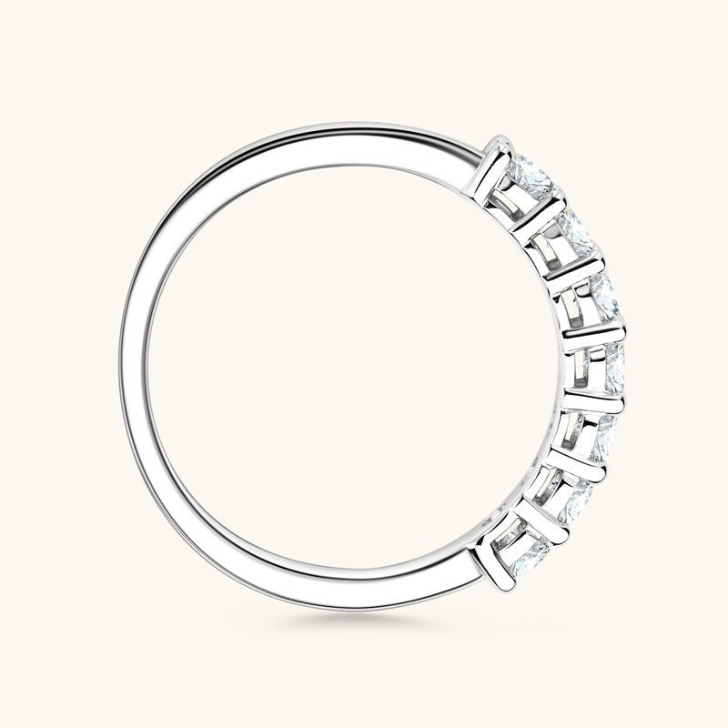 Eleganter Zirkonia - Ring aus 925er Silber - Nach - Dir.de
