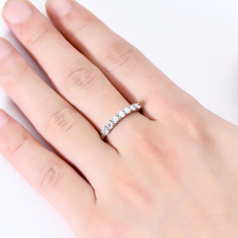 Eleganter Zirkonia - Ring aus 925er Silber - Nach - Dir.de