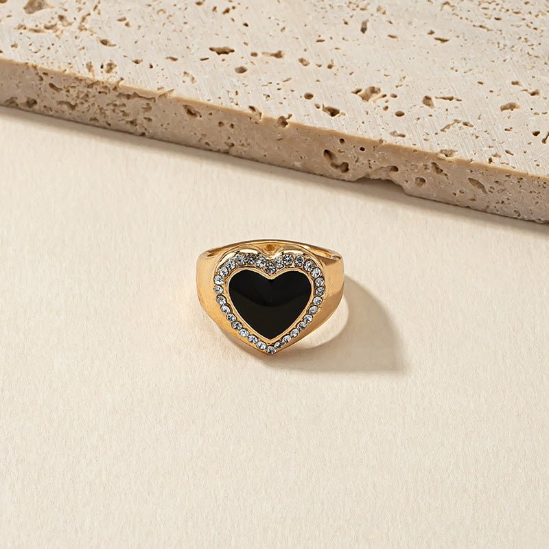 Goldener Statement - Ring mit schwarzem Herz - Nach - Dir.de